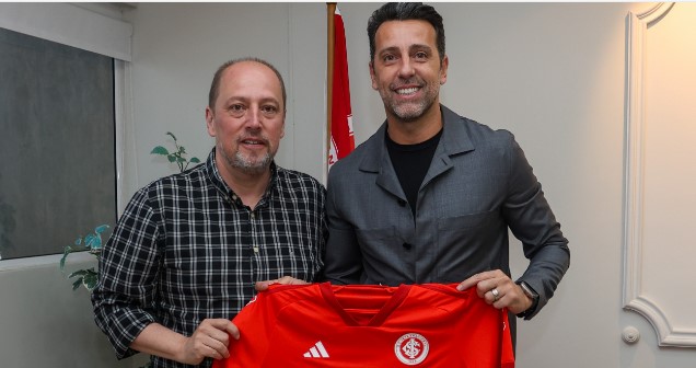 Diretor do Arsenal, Edu Gaspar visita estrutura de formação do Inter para futura parceria