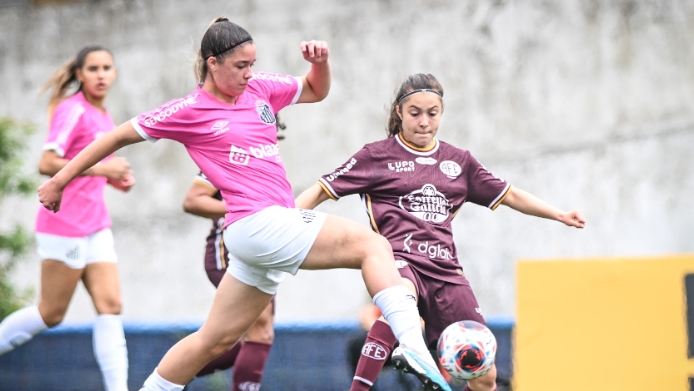 Santos goleira a Ferroviária na estreia do Paulista feminino de futebol