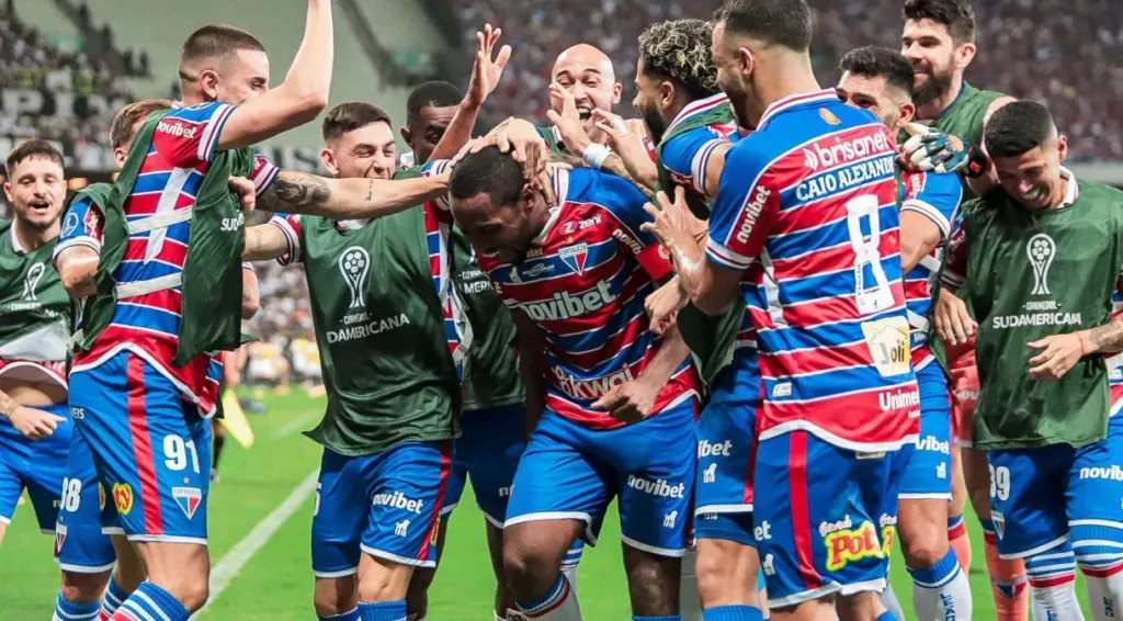 Fortaleza x LDU – Hora do Tricolor fazer história!