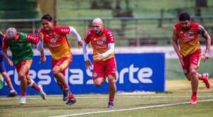 Série B: Técnico esboça o Guarani com três novidades para voltar ao G-4