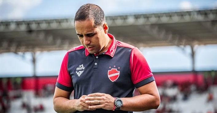 Série B: Vila Nova amplia mandato de presidente delator da Operação Penalidade Máxima