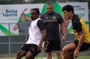 Amazonas-AM x Brusque-SC - Reta final pelo título inédito