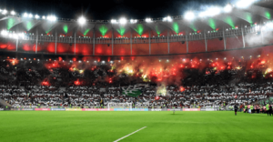 Torcida do Fluminense arrecada bolada para festa na Libertadores