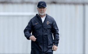 Corinthians x América-MG - Vão brigar contra a degola?