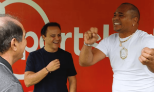 Aloísio Chulapa e Felipe Massa vão ao CT do São Paulo apoiar time antes de jogo com o Grêmio