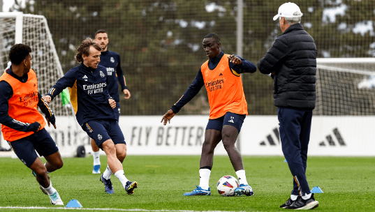 real madrid treino preparação el clásico ancelotti bellingham