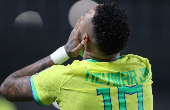 Jorge Jesus e jogadores do Al-Hilal desejam melhoras a Neymar: ‘Vai voltar mais forte’