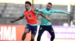 Com Neymar sob holofotes, Brasil visita Uruguai para recuperar pontos perdidos contra Venezuela