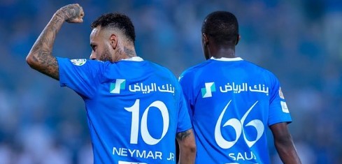 Neymar marca 1º gol com a camisa do Al-Hilal