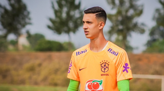 Dupla do Atlético é convocada para a Copa do Mundo Sub-17 2 Pedro Cobra seleção sub-17 atlético