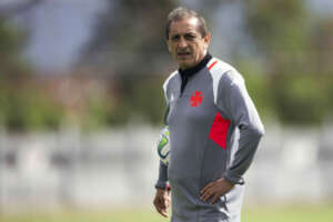 Ramón Díaz admite pressão, mas quer Vasco pronto para os confrontos diretos no Brasileirão