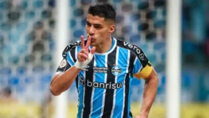 Seleção FI do Brasileirão da 30ª rodada tem base do Cuiabá e artilheiro do Grêmio
