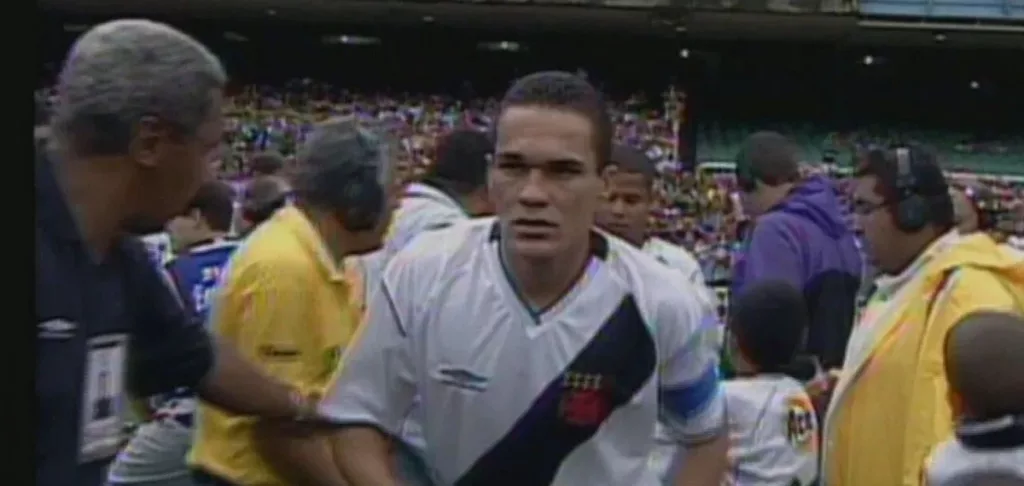 Preso em 2022, ex-zagueiro de Ponte e Vasco é condenado por tráfico internacional