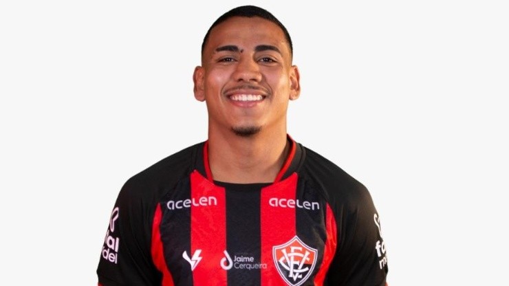 Zé Hugo, atacante do Vitória (Foto: Divulgação / ECV)