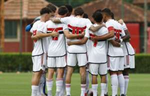 PAULISTA SUB-20: São Paulo vence Ferroviária e sai na frente por vaga na final