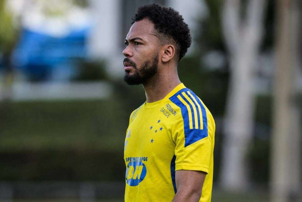 Meia reforça Confiança-SE em 2024, emprestado pelo Cruzeiro