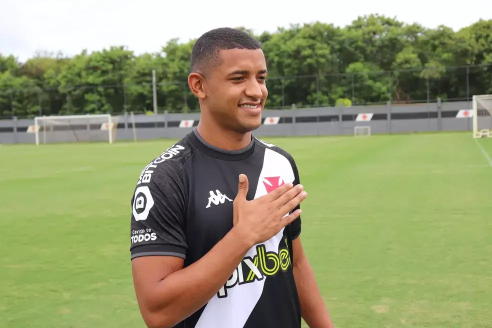 Ypiranga-RS próximo de anunciar trio de atacantes da Série B 2 Zé Vitor Londrina Ypiranga