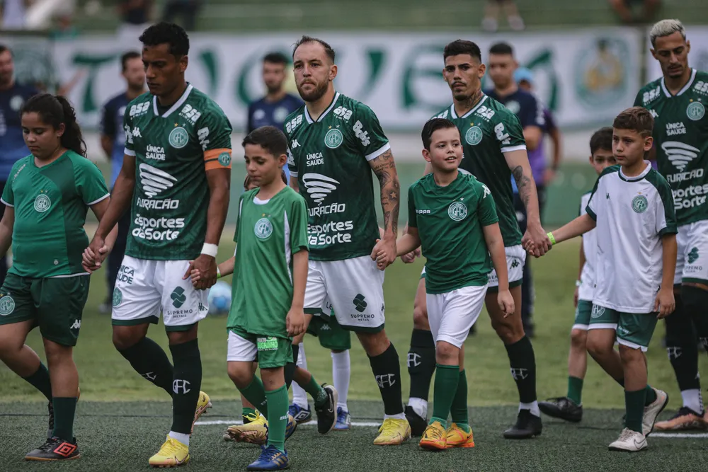 Série B: Guarani perde dois titulares e espera aval de DM por Bruno José e Matheus Barbosa