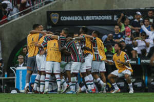 São Paulo FC on X: Neste domingo, o Tricolor começa a busca pelo título do  Campeonato Paulista Sub-17! Saiba mais:  🆚  Corinthians 🏆 PTA Sub-17 ➡️ Final - jogo 1 ⏰