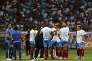 Brasileirão: Santos, Vasco e Bahia lutam por duas vagas na elite. Veja a situação!
