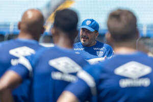 Série B: Barroca garante que fica no Avaí em 2024