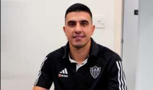 Atlético-MG anuncia renovação de contrato com o volante argentino Battaglia até 2025