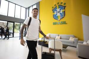 Sem Neymar e Casemiro, Bruno Guimarães se vê preparado para ser um líder na seleção brasileira