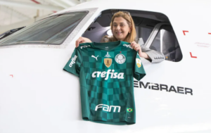 Palmeiras faz segunda viagem seguida sem o avião de Leila Pereira; entenda o motivo