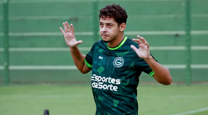 Goiás terá retorno de peso para o confronto direto contra Cruzeiro