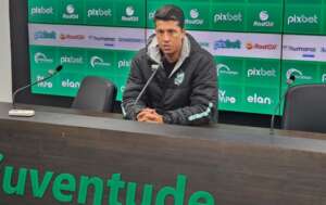 Série B: Técnico do Juventude mostra frustração por acesso adiado: 'Era para ser em casa'