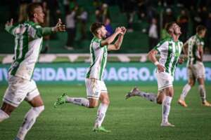 ABC x Juventude - Clube gaúcho precisa vencer para se manter no G-4