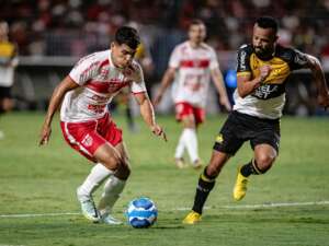 CRB x Chapecoense - Duelo movimenta parte baixa da tabela da Série B