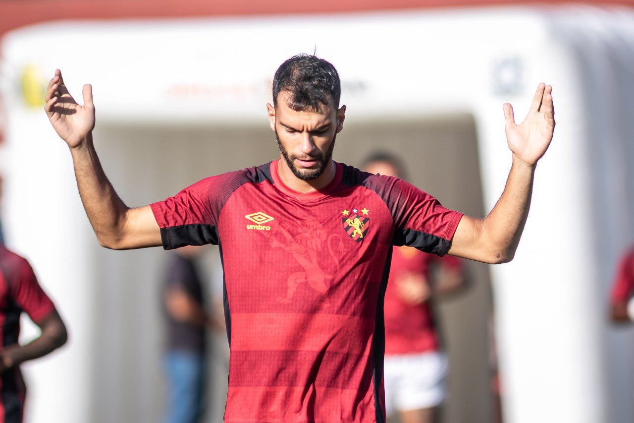 Série B: Com o acesso distante, zagueiro pede desculpa para a torcida do Sport