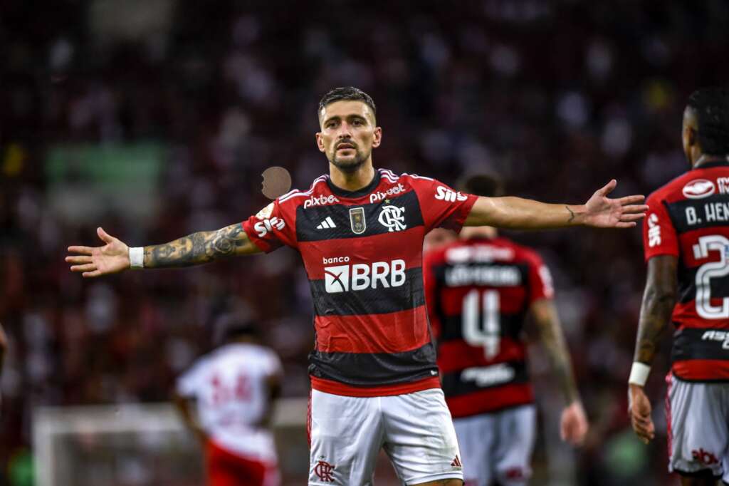 Flamengo briga liderança Brasileirão