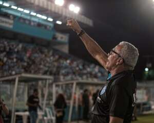 Série B: Técnico do Paysandu, ex-Ponte Preta, ganha força para assumir Sport