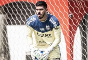 João Paulo pede Santos preparado para 'nota de corte mais alta' na briga contra o rebaixamento