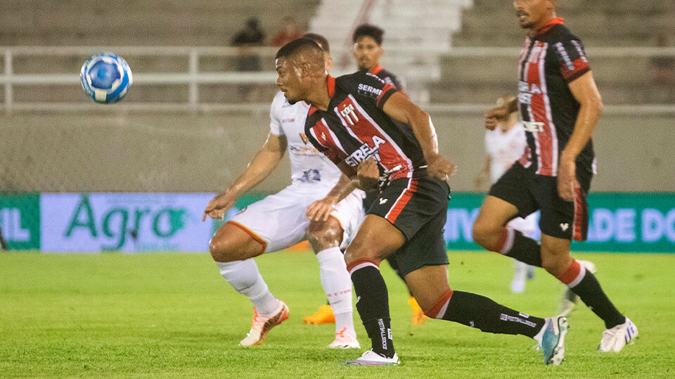 Botafogo-SP renova contrato de três jogadores para 2024, botafogo-sp