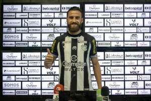 Com contrato no fim, zagueiro Otávio Gut encaminha saída do Figueirense