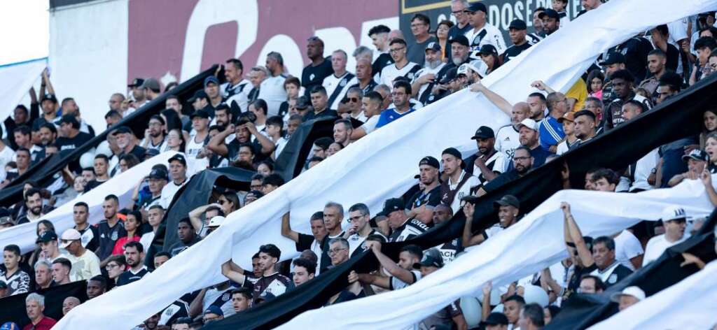 Aonde anda aquele pontepretano que aparece nas vitórias?