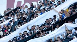 Aonde anda aquele pontepretano que aparece nas vitórias?