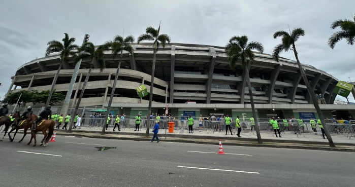 Libertadores: Torcida do Boca entra em conflito com PM nos arredores do Maracanã