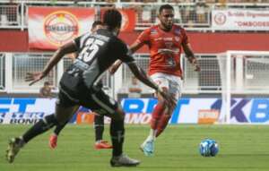 Ufa! Ponte Preta respira! Graças ao 'frangaço' de Felipe Garcia