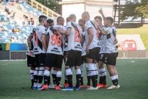 Cuiabá 0 x 2 Vasco - Cruzmaltino se reabilita e respira na briga contra o rebaixamento