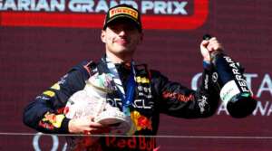 Max Verstappen comenta reta final do Brasileirão e surpreende ao revelar time preferido