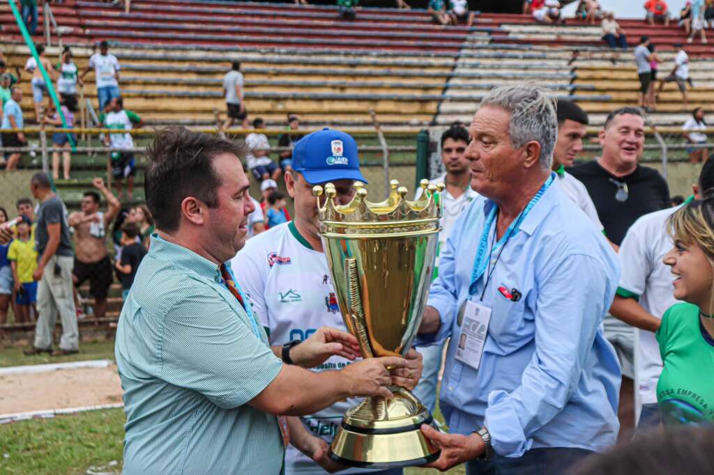 Paulista A3: Empresário Junior Sentinella deixa gestão do União São João para 2024