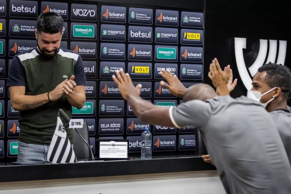 Ricardinho faz parte da reformulação do futebol do Ceará para 2024 (Foto: Felipe Santos/Ceará SC)