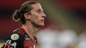 Flamengo presta homenagem e Filipe Luís confirma aposentadoria: 'Decisão muito difícil'
