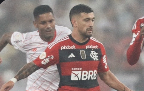 Arrascaeta decide mais uma vez para o Flamengo