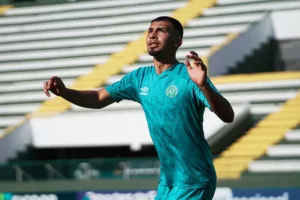 Série B: Chapecoense terá a volta de volante para duelo direto contra o Ituano