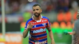 Meia do Fortaleza que pode ser comprado em definitivo é monitorado por dupla paulista